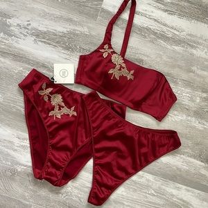 La Perla Red and Gold Bra Set